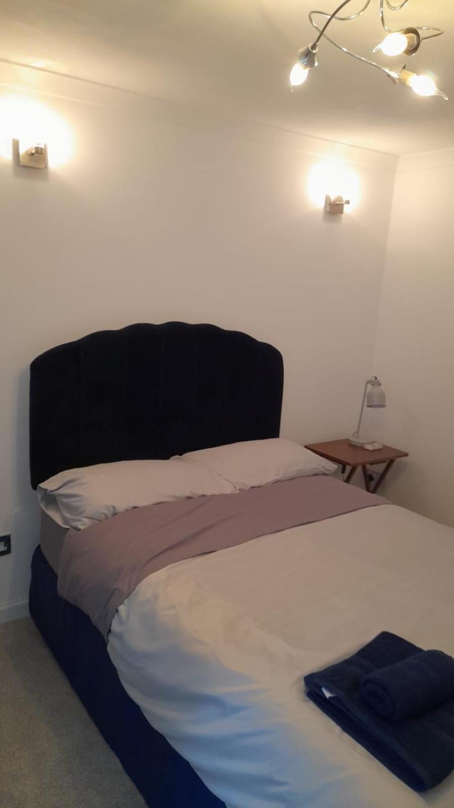 Cwtch By The Sea Apartment Porthcawl Exterior photo